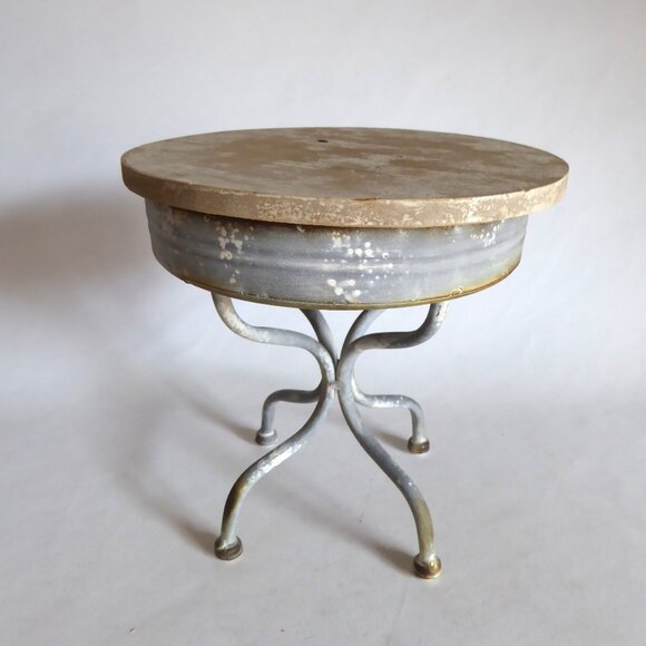 NEW 8” RUSTIC FARMHOUSE COUNTRY WOOD METAL CAKE STAND PEDESTAL TABLE RISER - Picture 1 of 9
